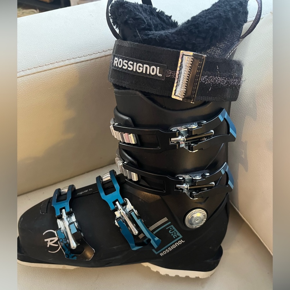 Rossignol Pure 70 Women's Ski Boots 24.5